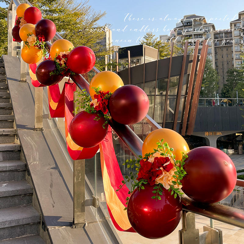 楼梯扶手装饰遮丑盖栏杆装饰结婚气球简单浪漫婚礼布置创意式拉花