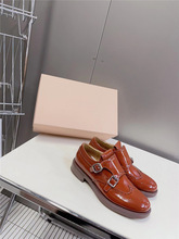 2023欧美新款联名布洛克小皮鞋皮带扣雕花前系带乐福鞋经典高版本