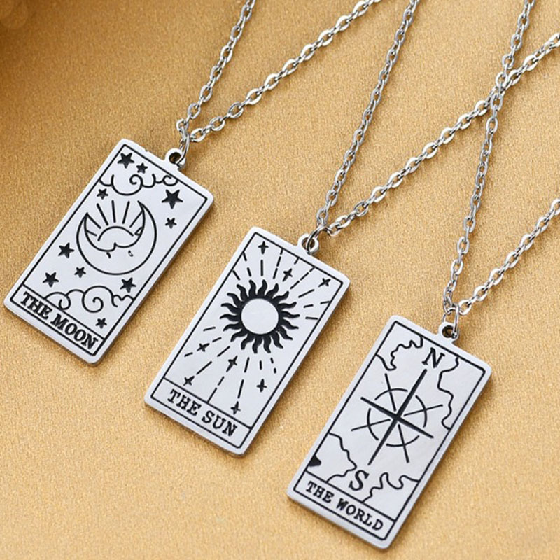 跨境新款画油塔罗牌吊坠挂件亚马逊海外民族风金色男士女士项链