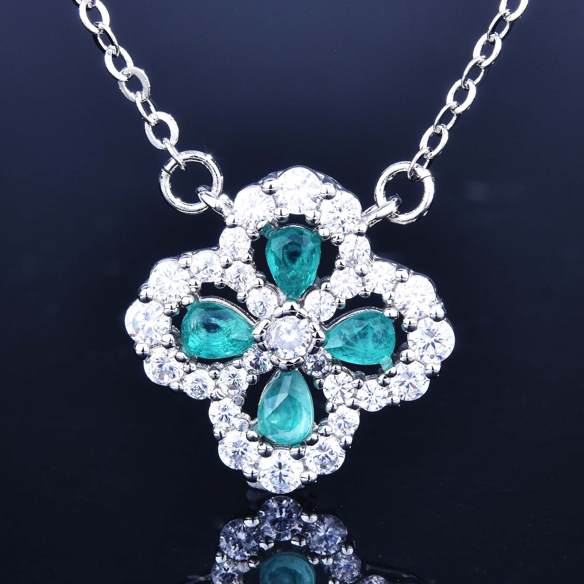 新款彩宝吊坠仿天然帕拉伊巴项链 微镶满钻水滴型四叶草花朵项链