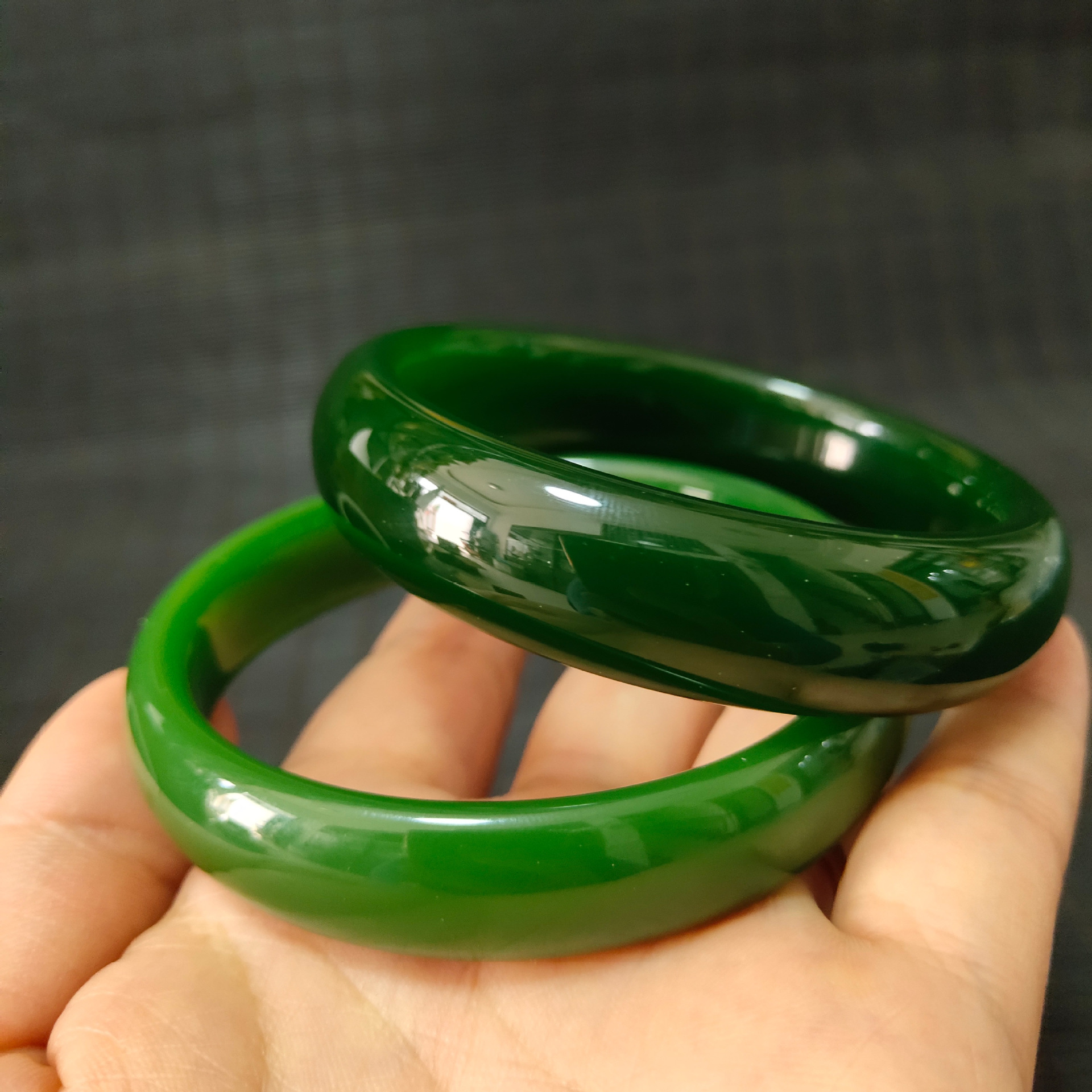 批发外蒙料手镯高仿碧玉菠菜绿白玉镯子摔不烂女士手环首饰工艺品