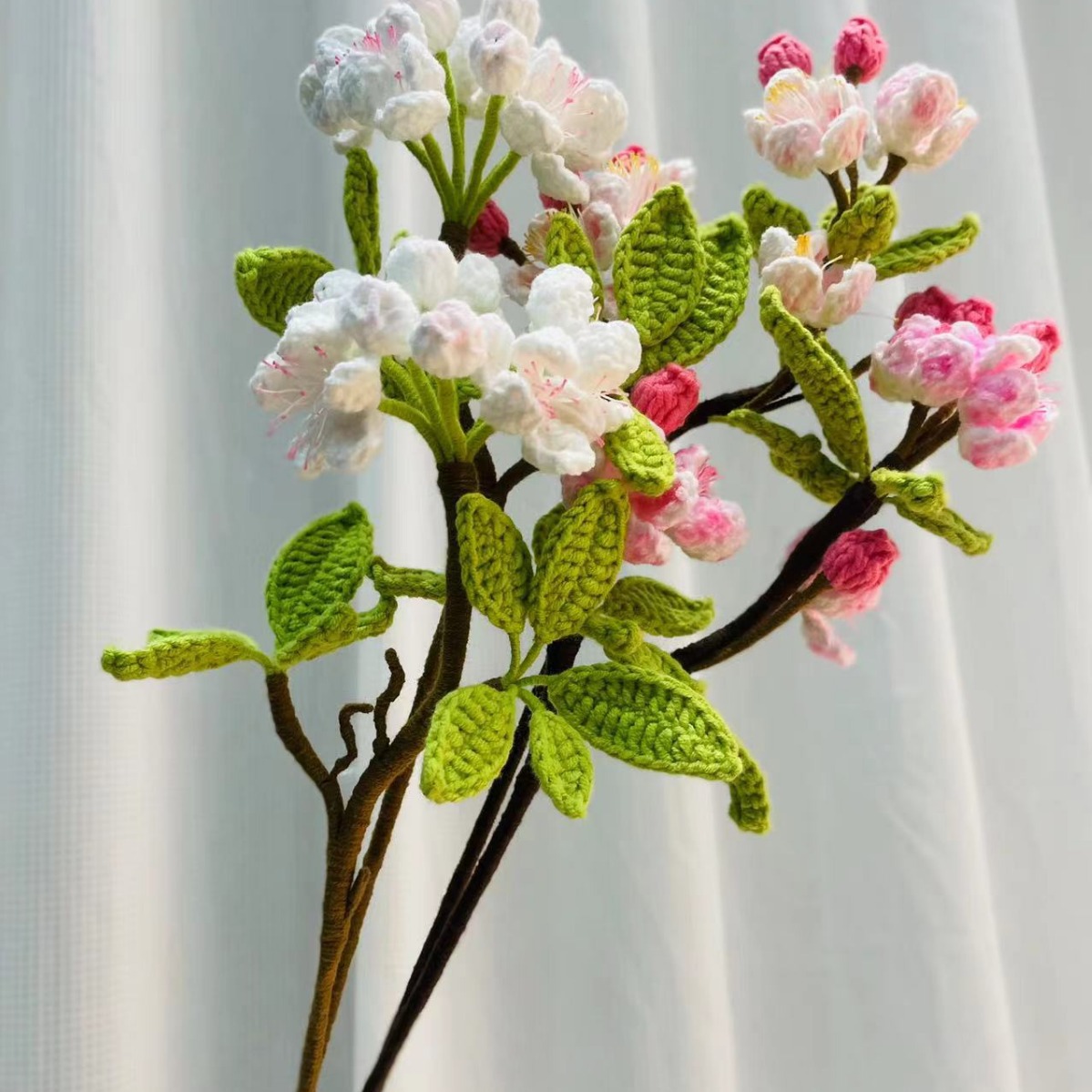 手钩花成品批发海棠花手工编织毛线梨花束创意仿真家居装饰摆件花