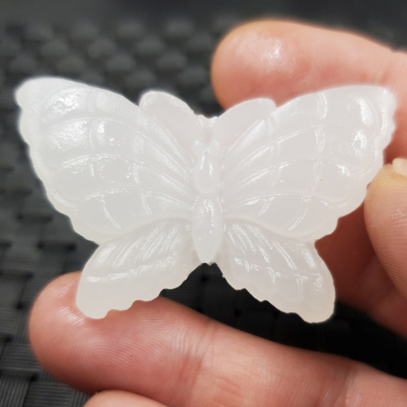 玉石挂件新疆和田白玉蝴蝶挂件方解石玉蝴蝶吊坠玉蝴蝶项链坠玉坠