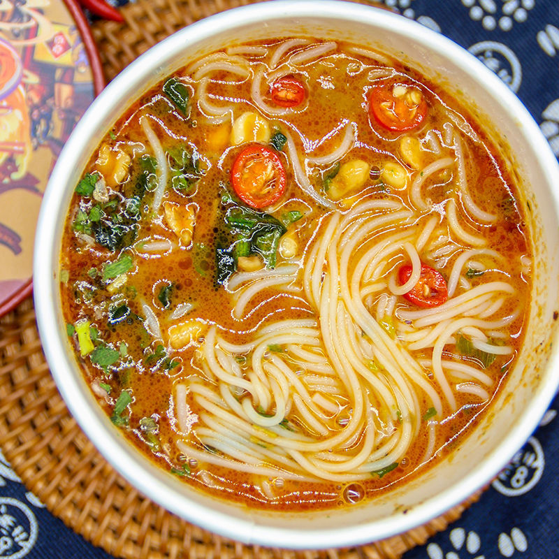 麻酱米线免煮冲泡细粉桶特产酸辣粉米粉细粉非云南过桥速食箱批发