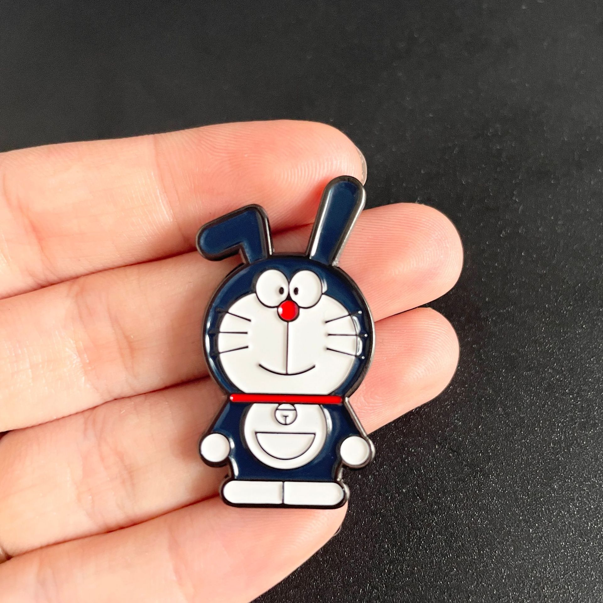 迷你卡通金属冰箱贴定 制哆啦a梦机器猫冰箱贴定 做磁吸冰箱贴文