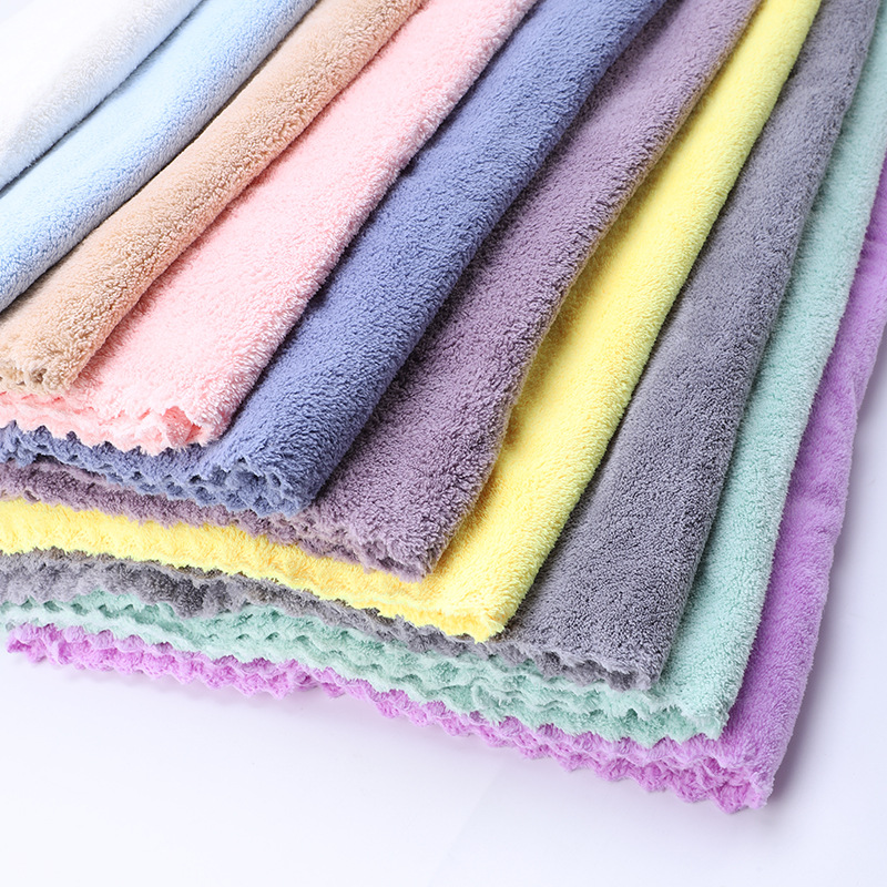 70 * 140cm High Density Coral Fleece Bath Towel Adult Thickened Trimming Bath Towel Absorbent Lint-Free Couple Beach Towel
