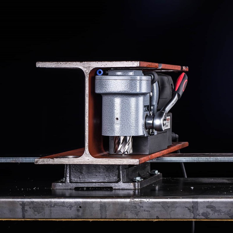 欧博卧式磁力钻槽钢大梁钻孔磁座钻磁吸钻狭窄空间适用eco.36