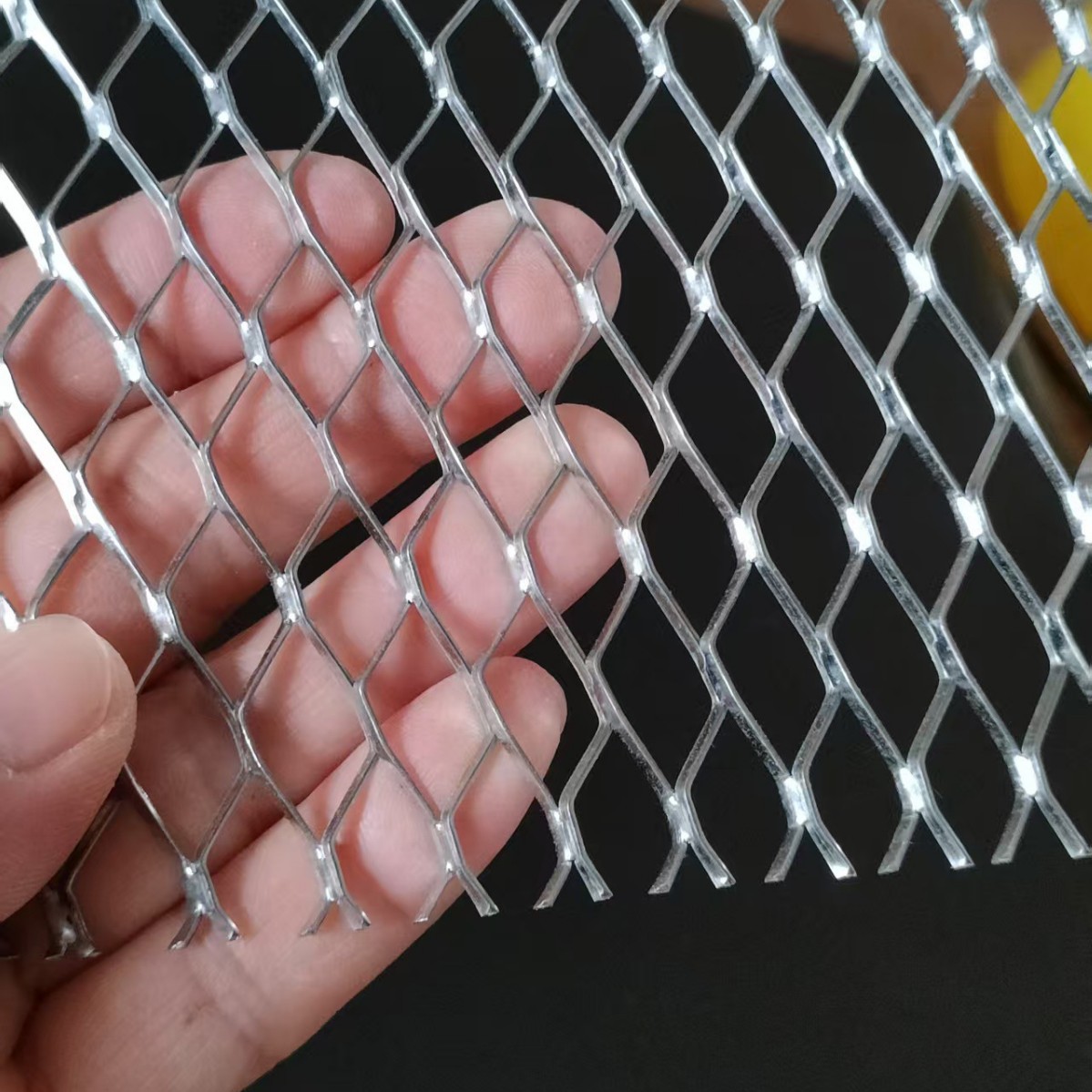菱形钢板批荡网墙面工程建筑网片墙体抹灰工程网轻钢住宅厂房加固