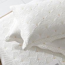 北欧风双面绣花绗缝被三件套韩式四季大床床盖夹棉床单单件空调被