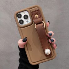 简约纯色适用iPhone14手机壳苹果13珍珠皮质腕带12/11高档14pro女