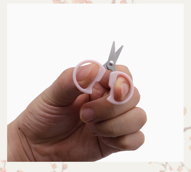 厂家批发随身便携式小剪子 小号直头迷你小剪刀 刺绣线头针线剪刀