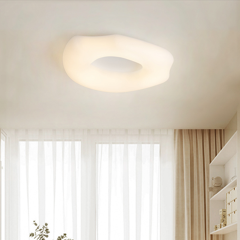 Bedroom Light Nordic Cream Style Creative Donut Ceiling Lamp Romantic and Cozy Children's Room Lamp Main Bedroom Light