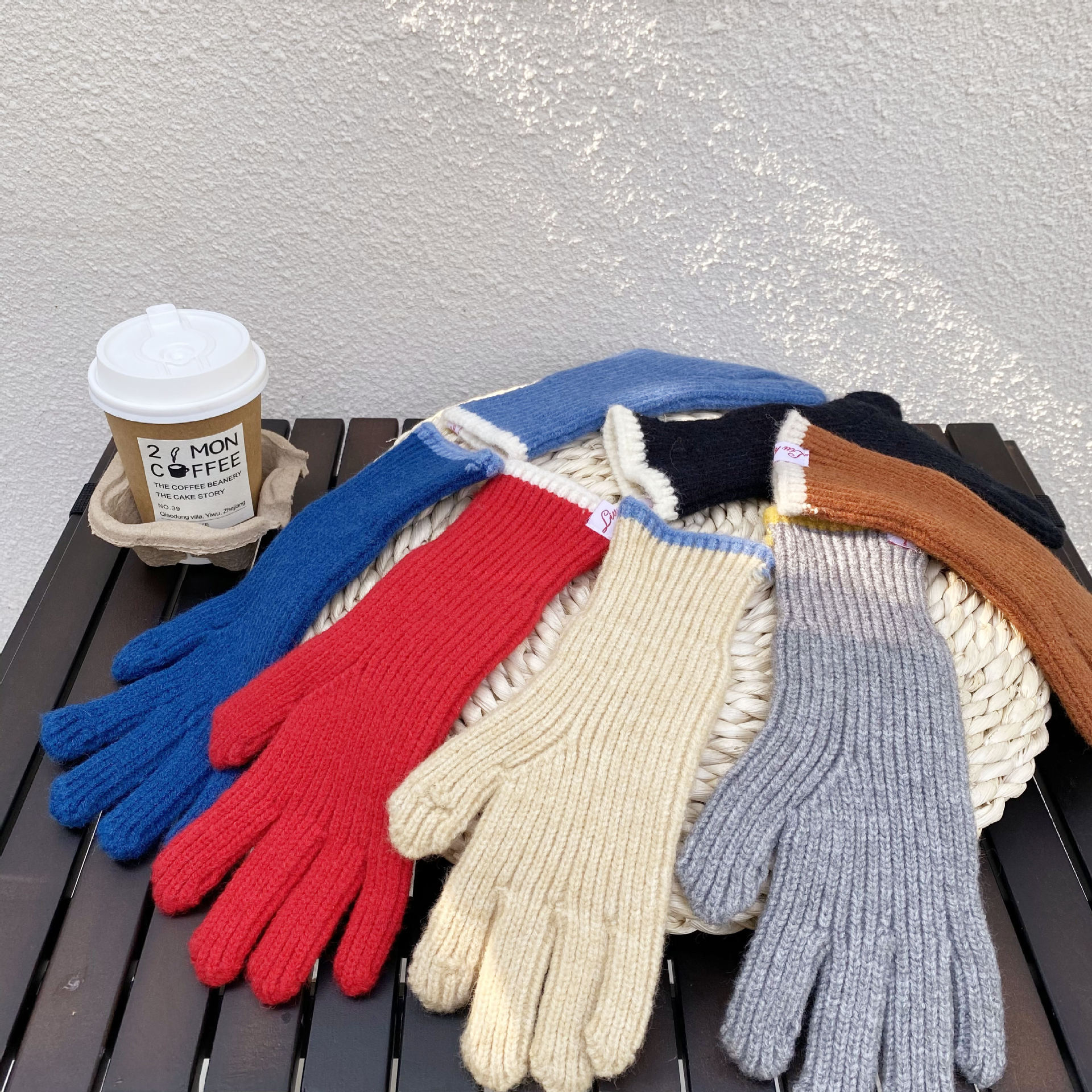 韩国东大门网红针织撞色分指手套破洞可触屏纯色毛线五指手套男女