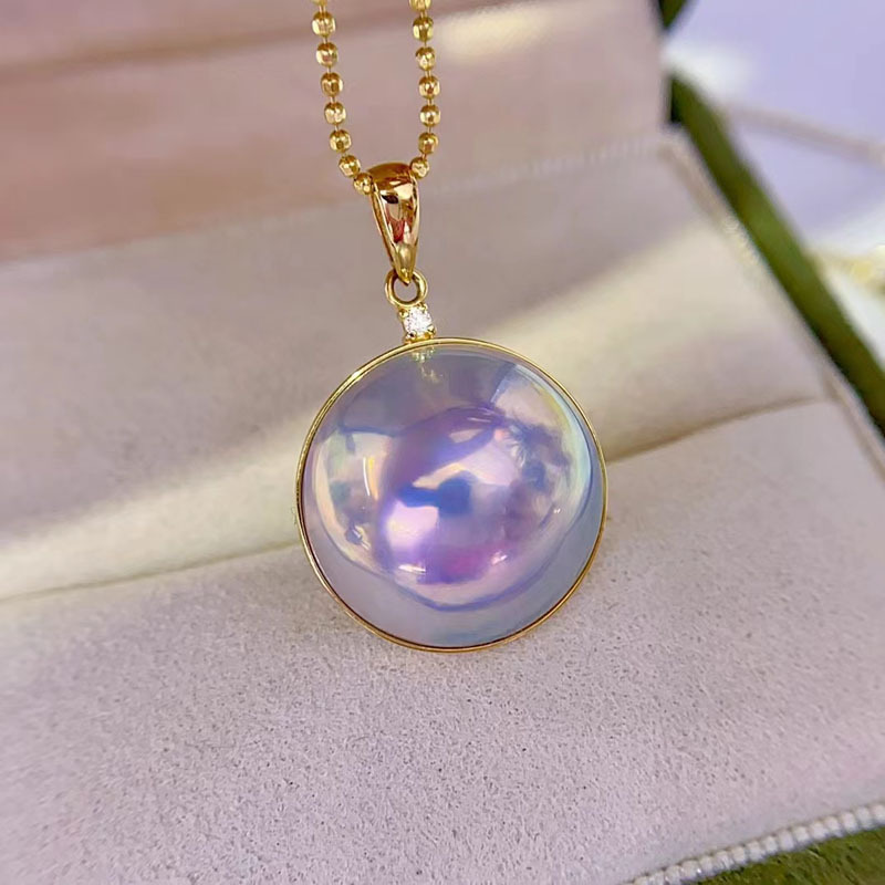 18k金马贝吊坠日本海水珍珠星空蓝镜面光蓝色珍珠14mm左右干净