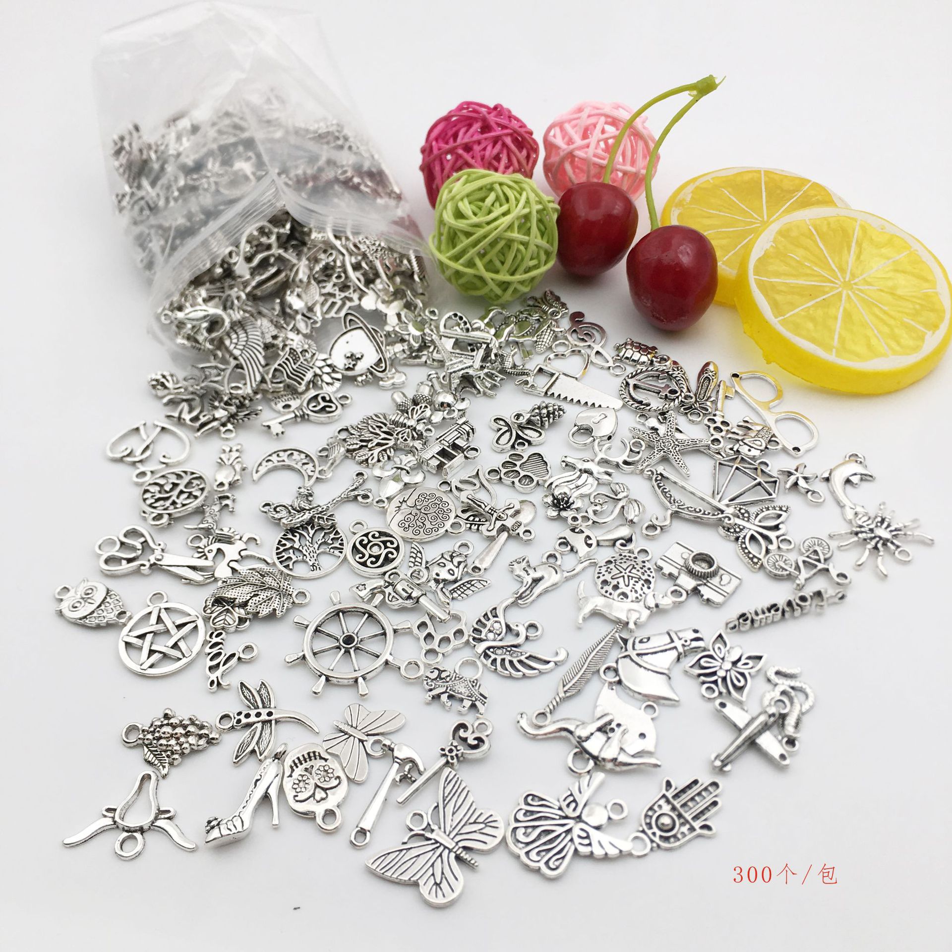 200 Mixed Vintage Tools Series Hanging Piece Pendant Bracelet Beads of Necklace DIY Ornament Accessories Factory Price Wholesale