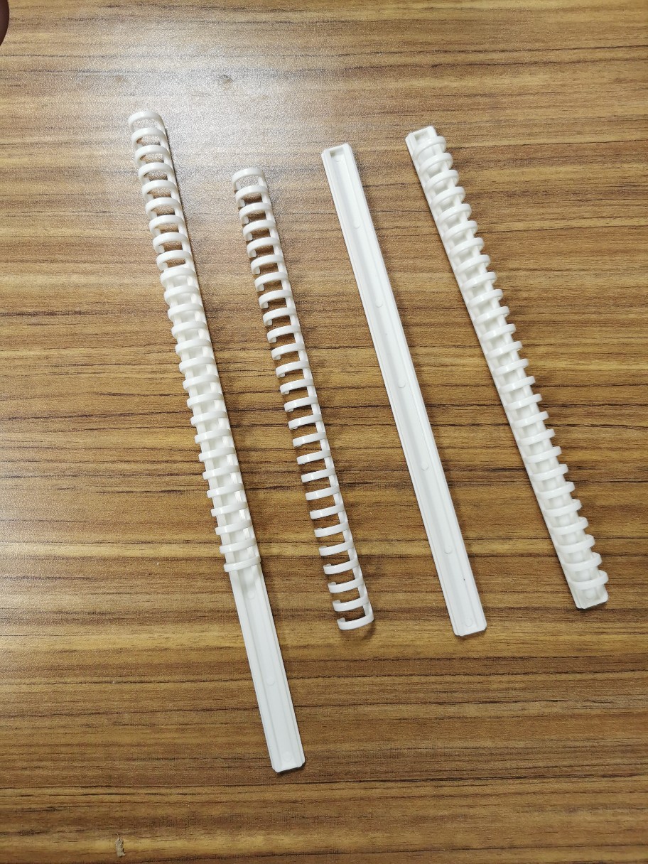 彩色多孔塑料活页夹推拉式分离菜单文具夹子20孔26孔乳白透明抽拉