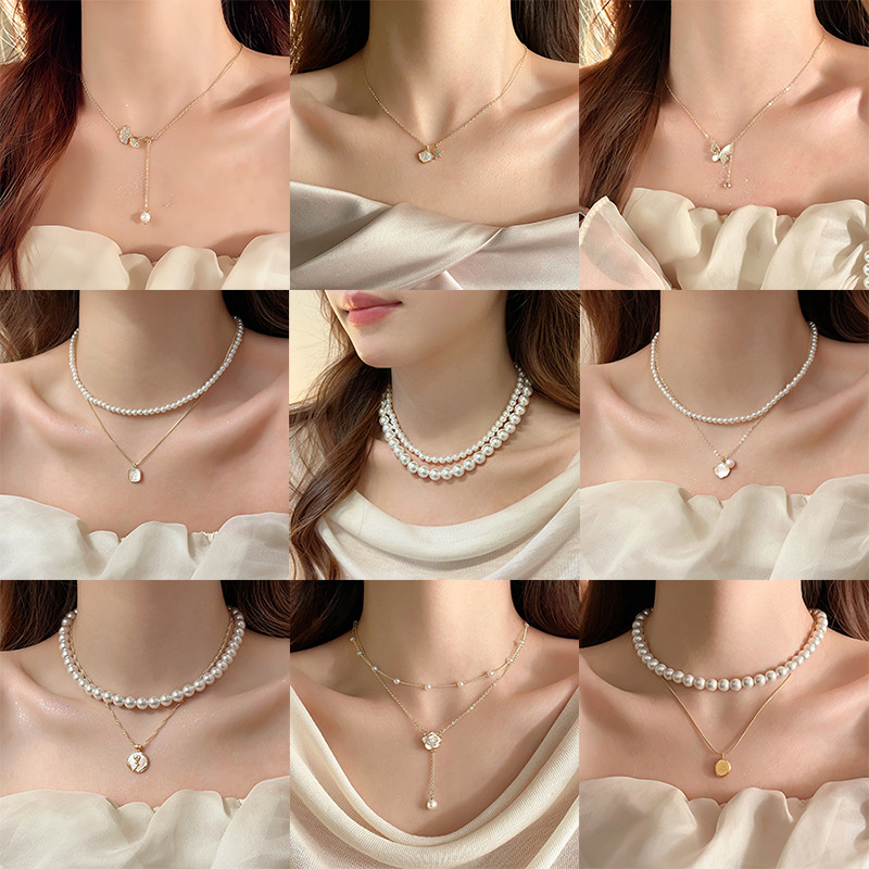 French Retro Square Fritillary Camellia Butterfly Pearl Necklace Elegant Clavicle Chain Light Luxury High-Grade Necklace for Women