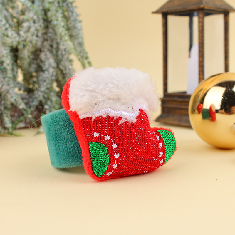 Hong Kong Love Cross-Border Cute Christmas Ring Pop Cartoon Plush Elk Christmas Pat-Bracelet Decoration Toys