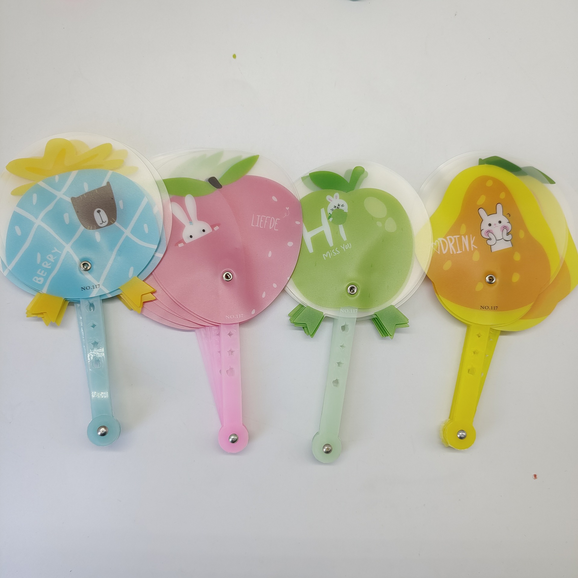夏季可爱塑料扇 卡通扇子 水果扇 艺术扇 圆扇礼品工艺扇两元赠品