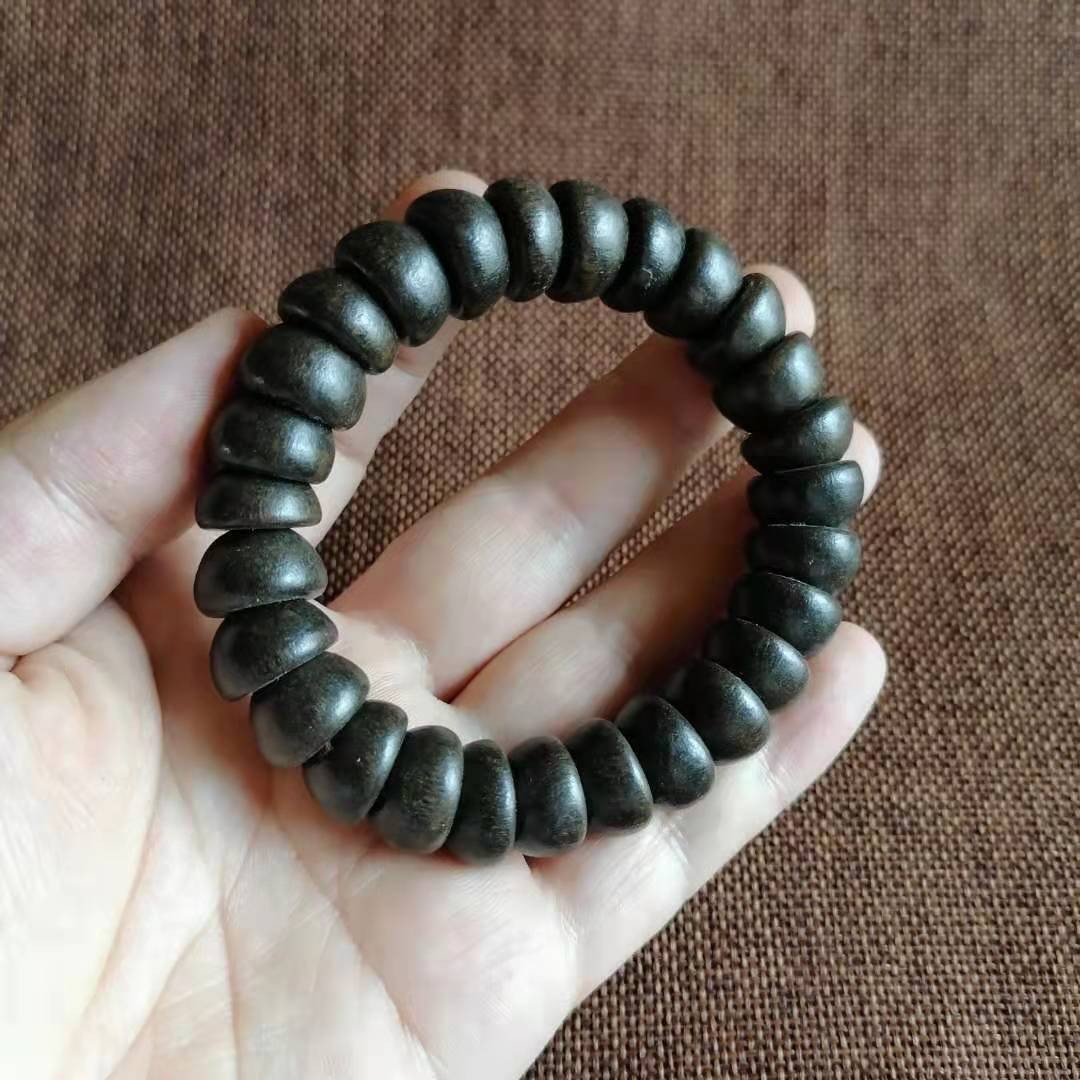 批发加里曼丹沉香手串聚宝盆珠子手串老料沉香木佛珠沉香男士手串