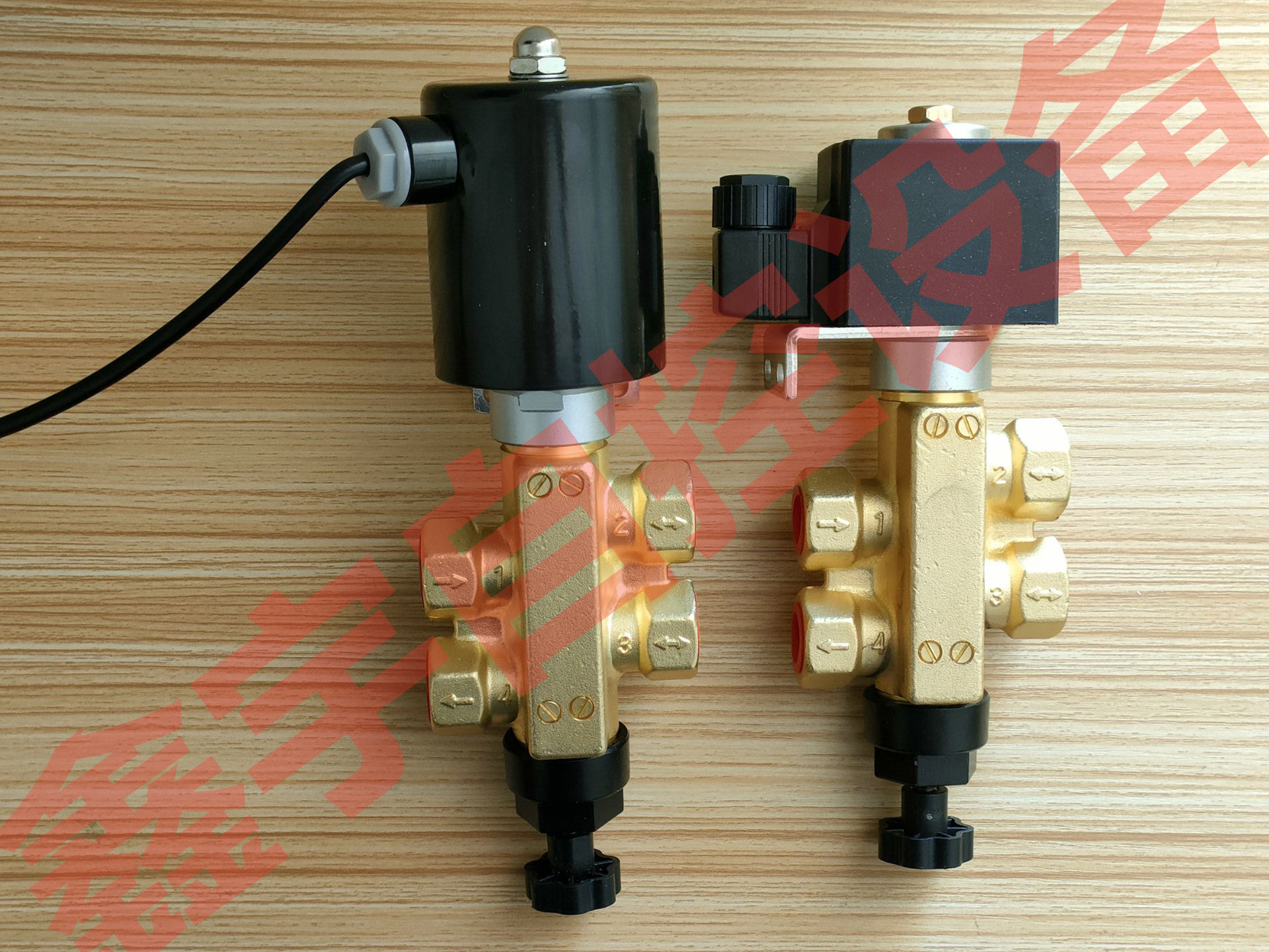 a102ed-15直动式二位四通排泥换向电磁阀 ac220v dn15铜制阀体