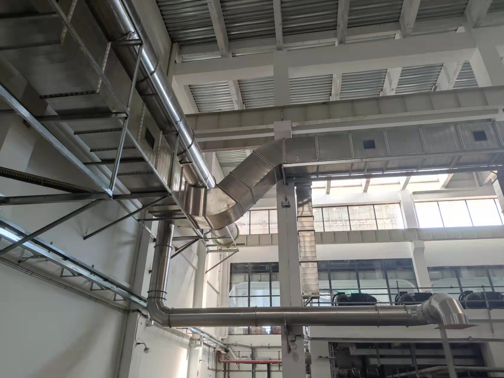 厂家彩钢国标酚醛材质板空调新风管道白色单双面彩钢防火复合风管