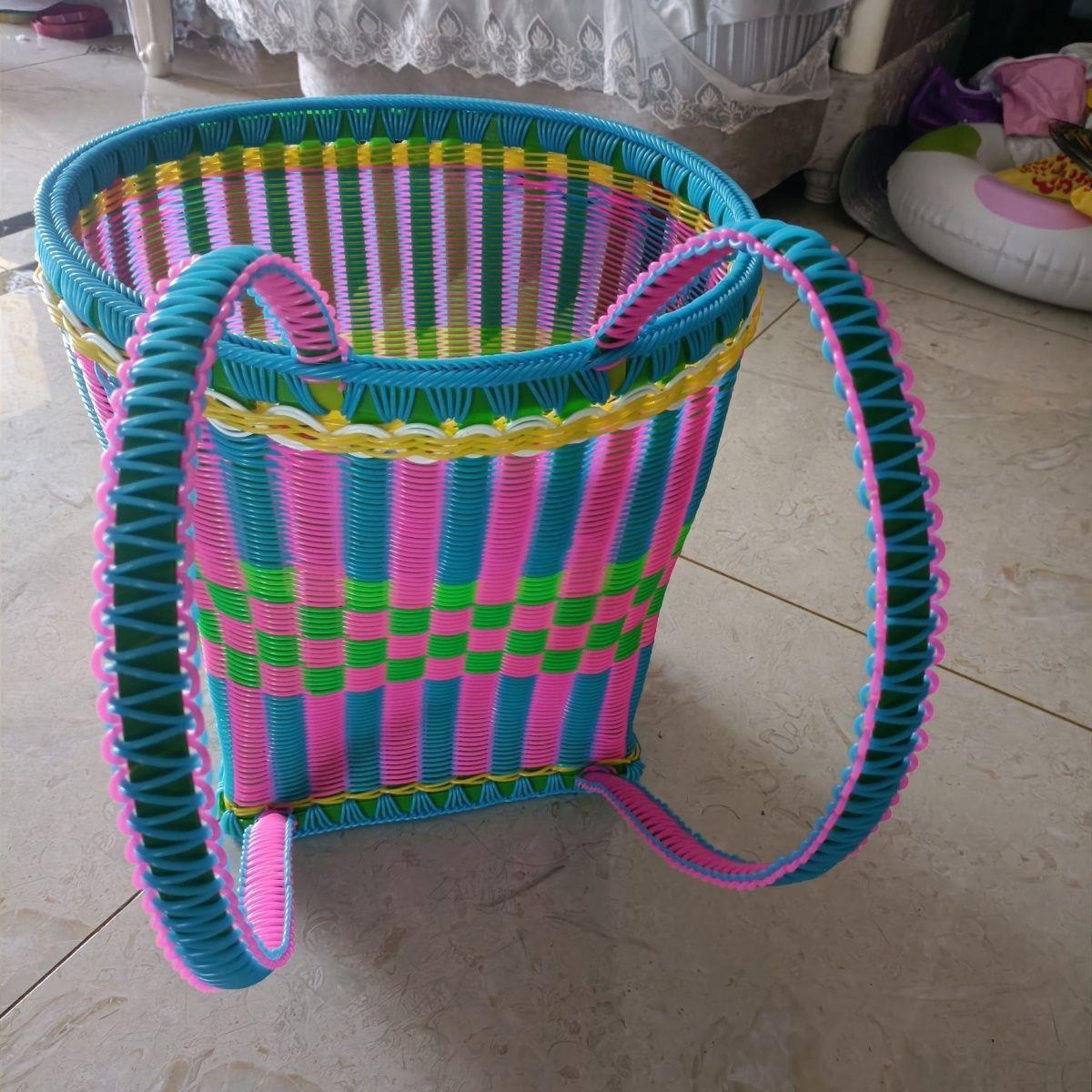 藤条塑钢带钢丝纯手工编织篮子小背篓成人女款 颜色可选代发-阿里巴巴