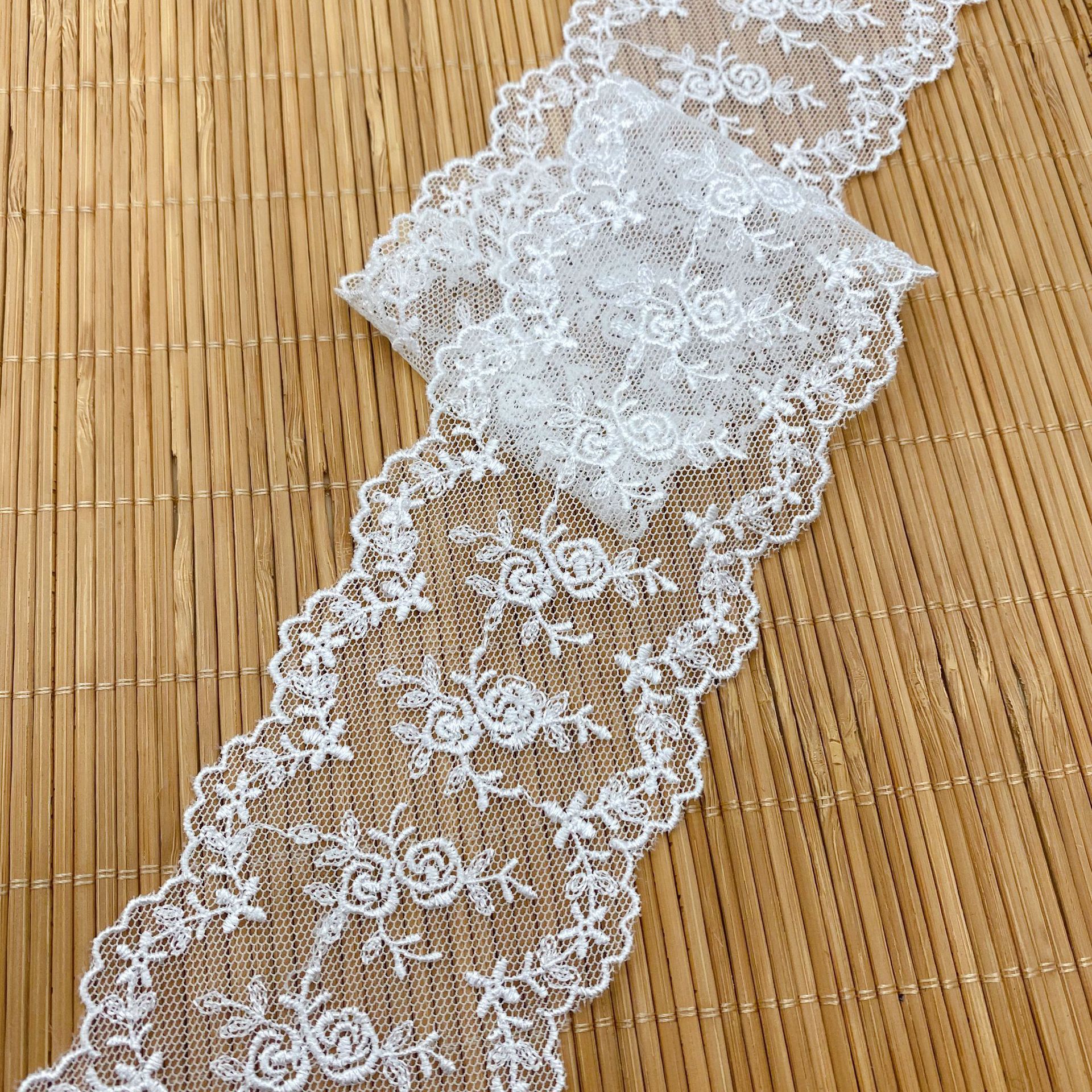 洛丽塔花边辅料 网布配饰女装裙边配饰花朵涤光波浪 水溶网纱花边