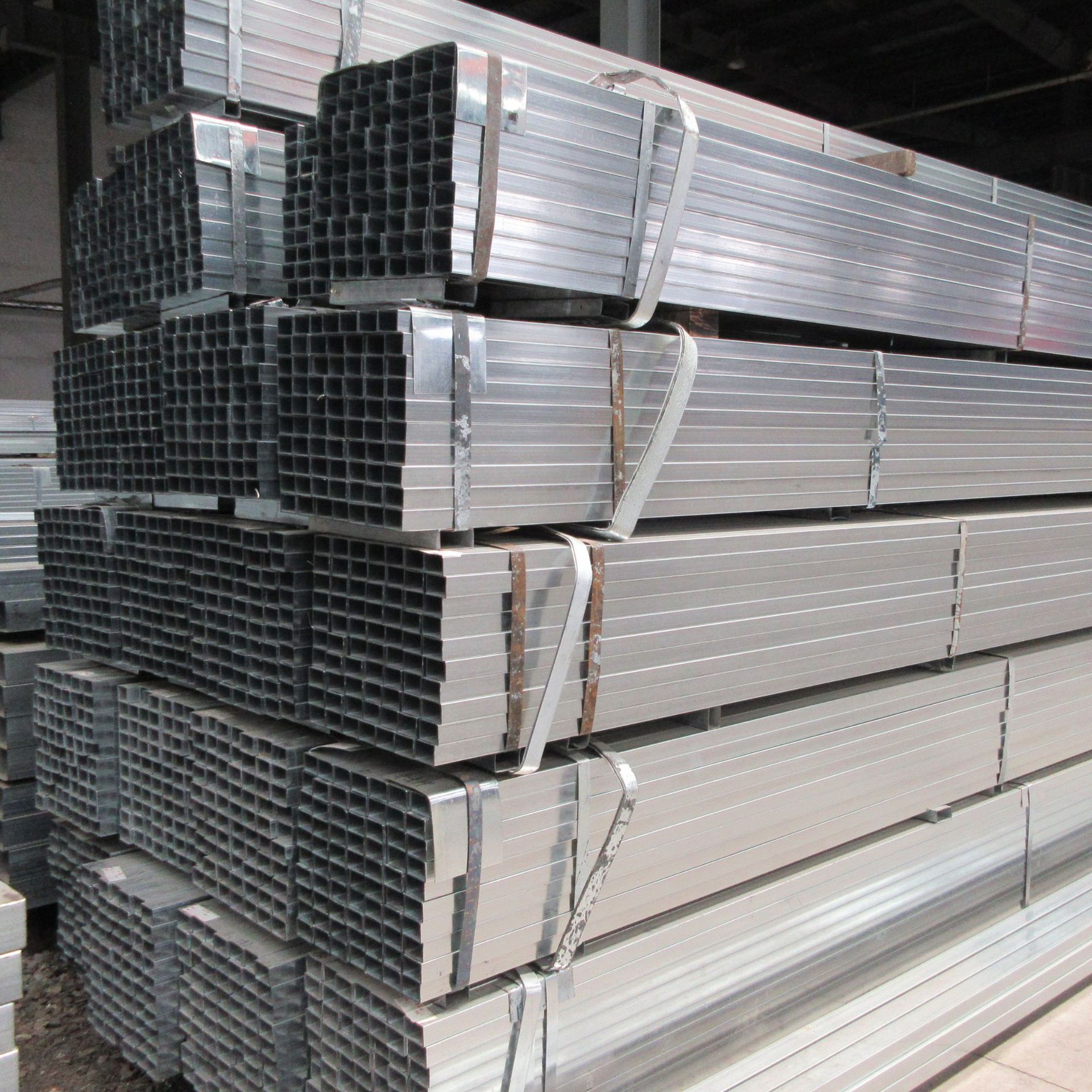 正大q195热镀锌方管40*40金属制品用25*25冷镀锌方管40*120矩形管