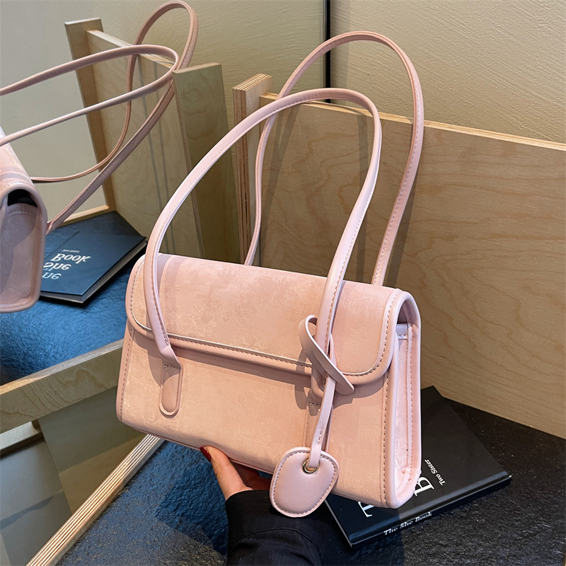 法式小众包包女2024夏季新款潮质感单肩包洋气手提法棍腋下包