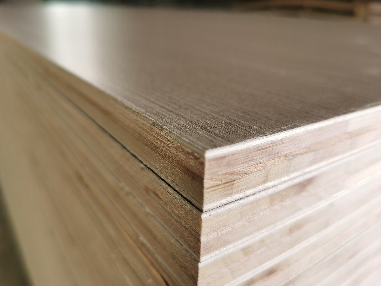 18厘免漆生态板 家具装修桐木杨木马六甲多层三聚氰胺实木饰面板