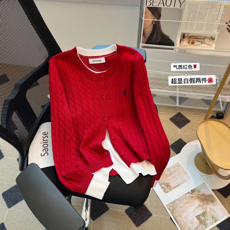 红色毛衣女秋冬减龄爆款假两件洋气针织开衫拼色加厚麻花打底上衣