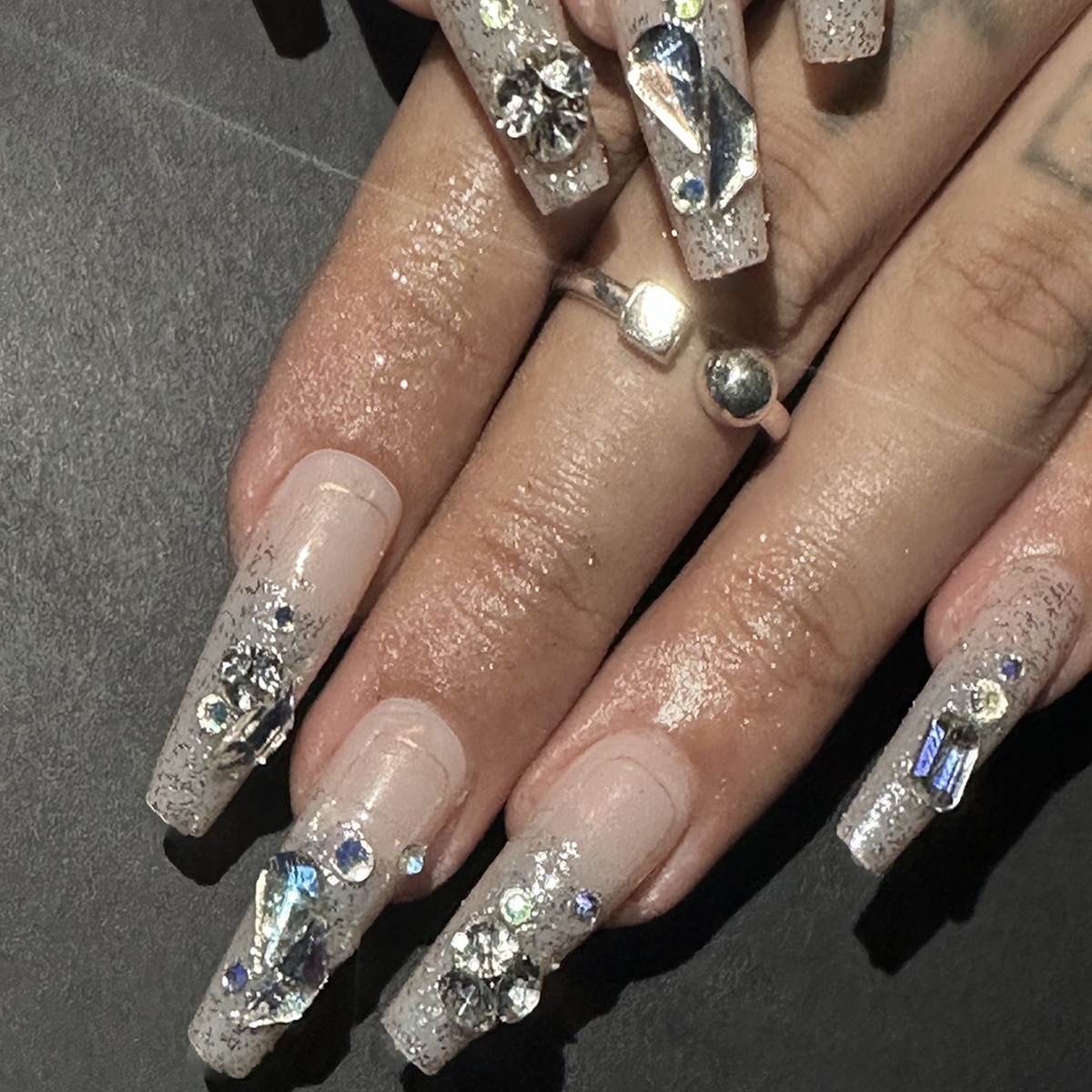 跨境热销长款芭蕾型欧美爆闪美甲穿戴甲甲片ins风闪粉假甲片贴片