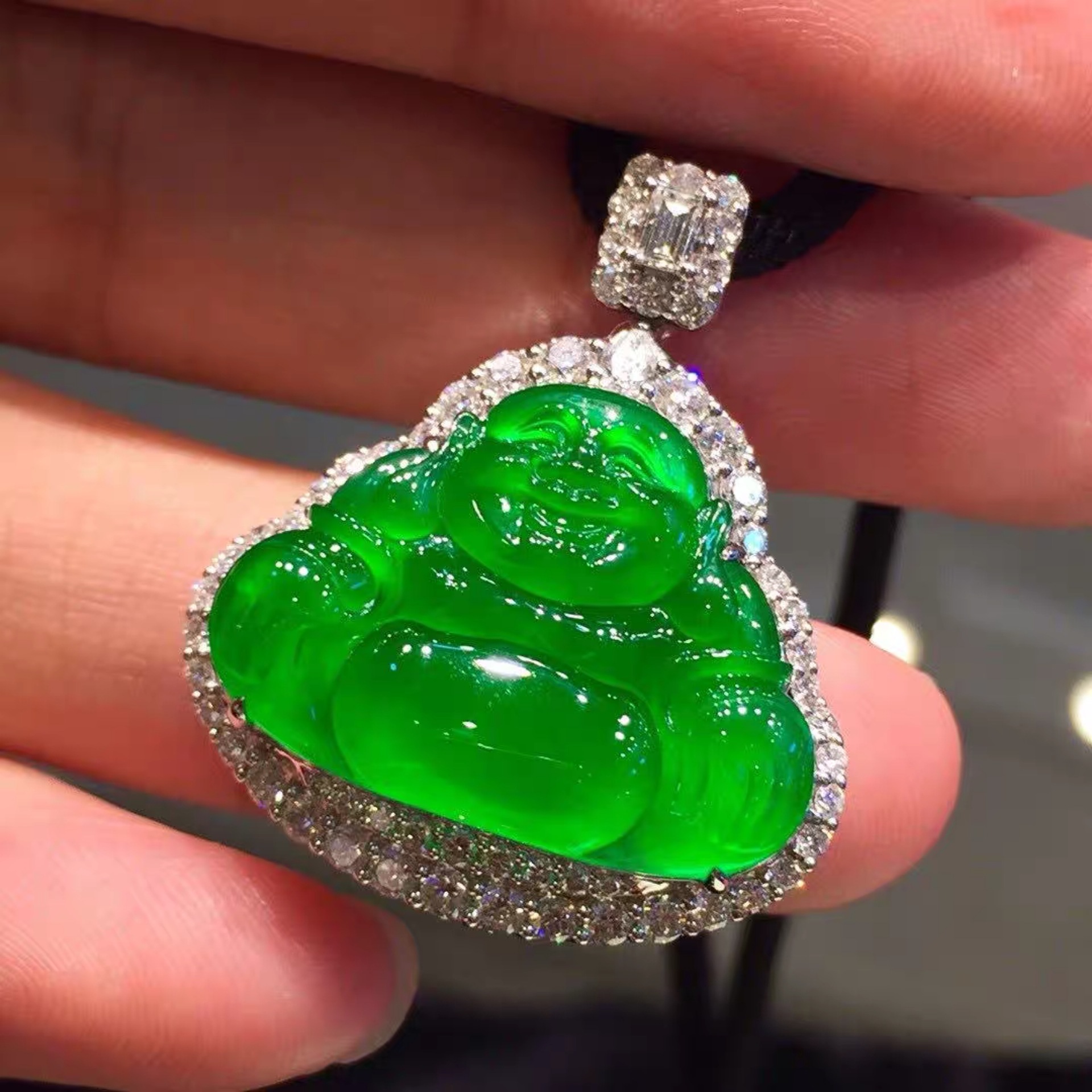 0成交0件相似小哥天然翡翠高冰种飘花玉佛小吊坠佛公弥勒佛大肚笑佛坐