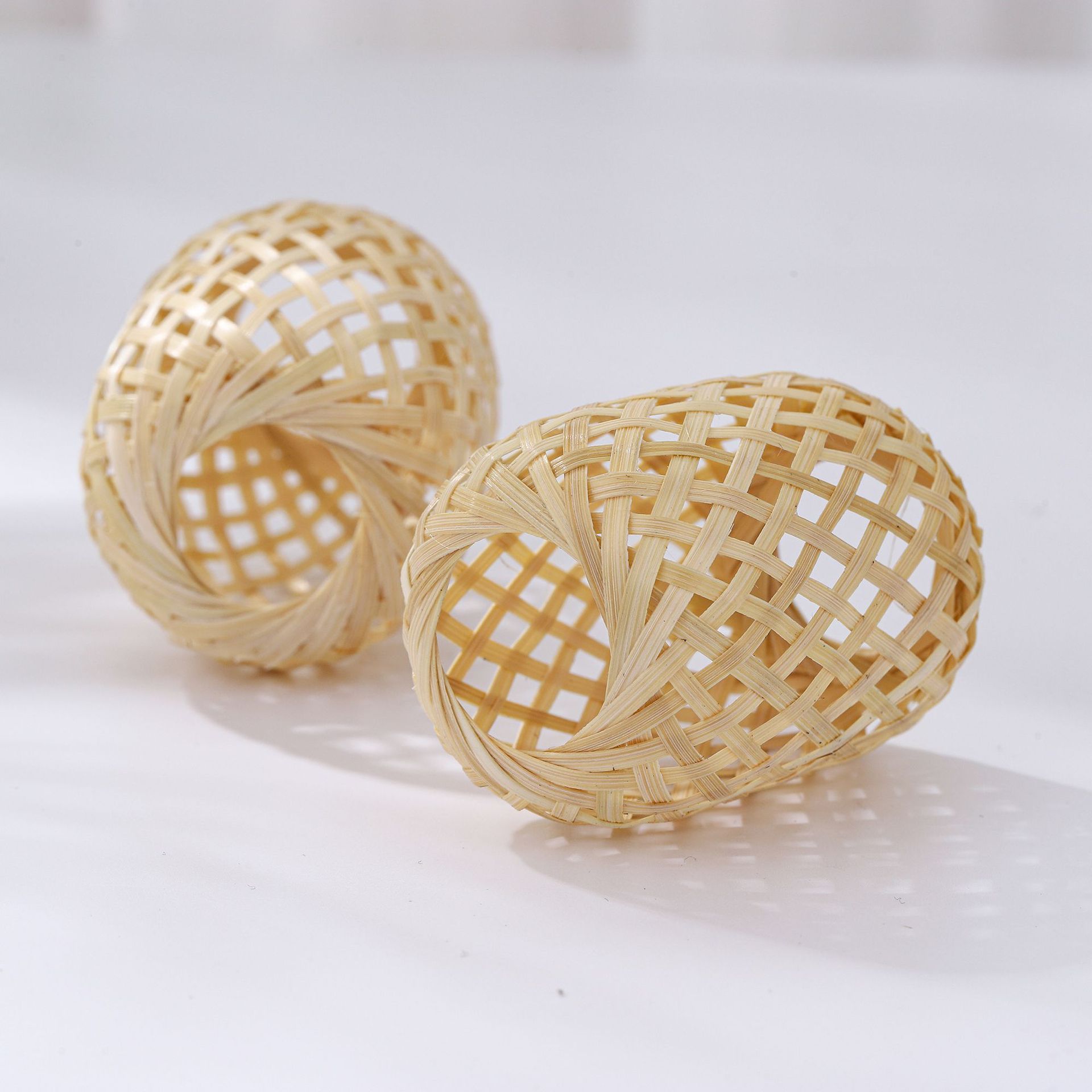 手工文创竹球竹编油纸灯笼装饰编织小灯笼汽车挂饰批发小球-阿里巴巴