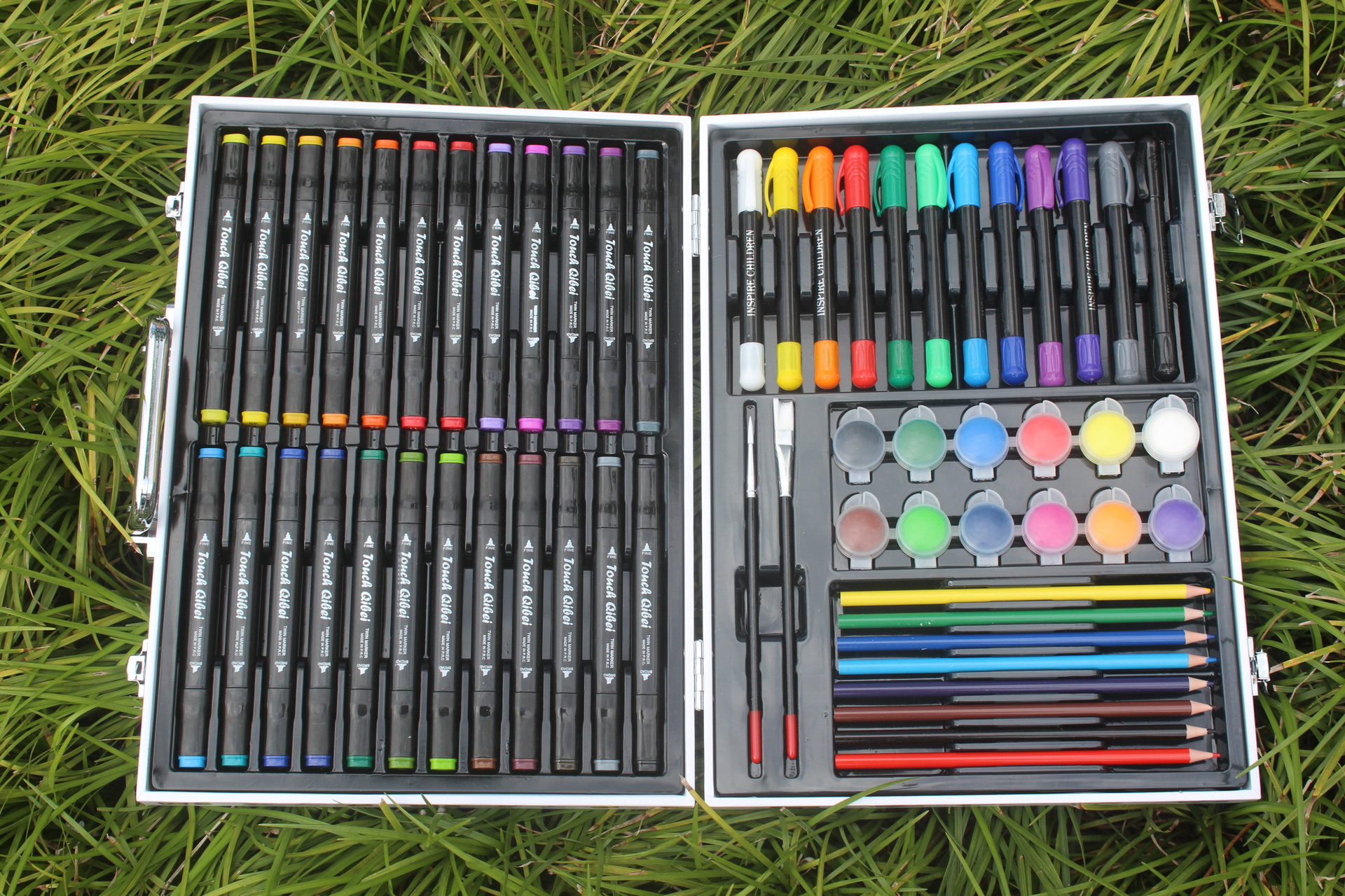 微商动物王国画笔礼盒六一儿童节绘画套装礼物马克笔铅笔套盒代发