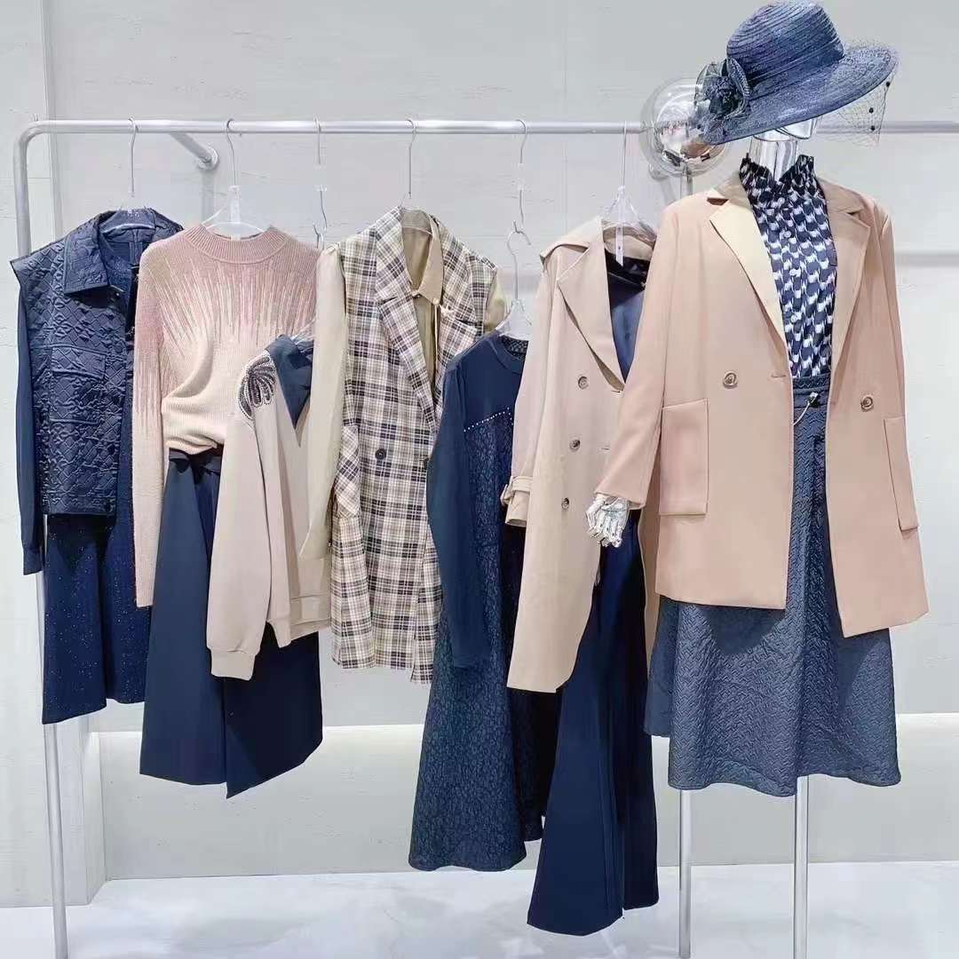 品牌折扣女装阿ma施秋季杂款直播货源专柜正品哥di女装品牌尾货