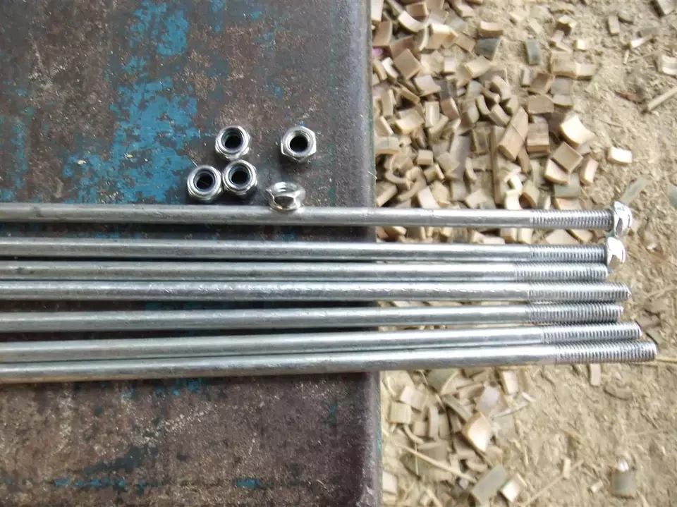 羊床漏粪板配件羊床穿钉漏粪板螺丝羊床丝杆镀锌穿钉m8加粗丝棍