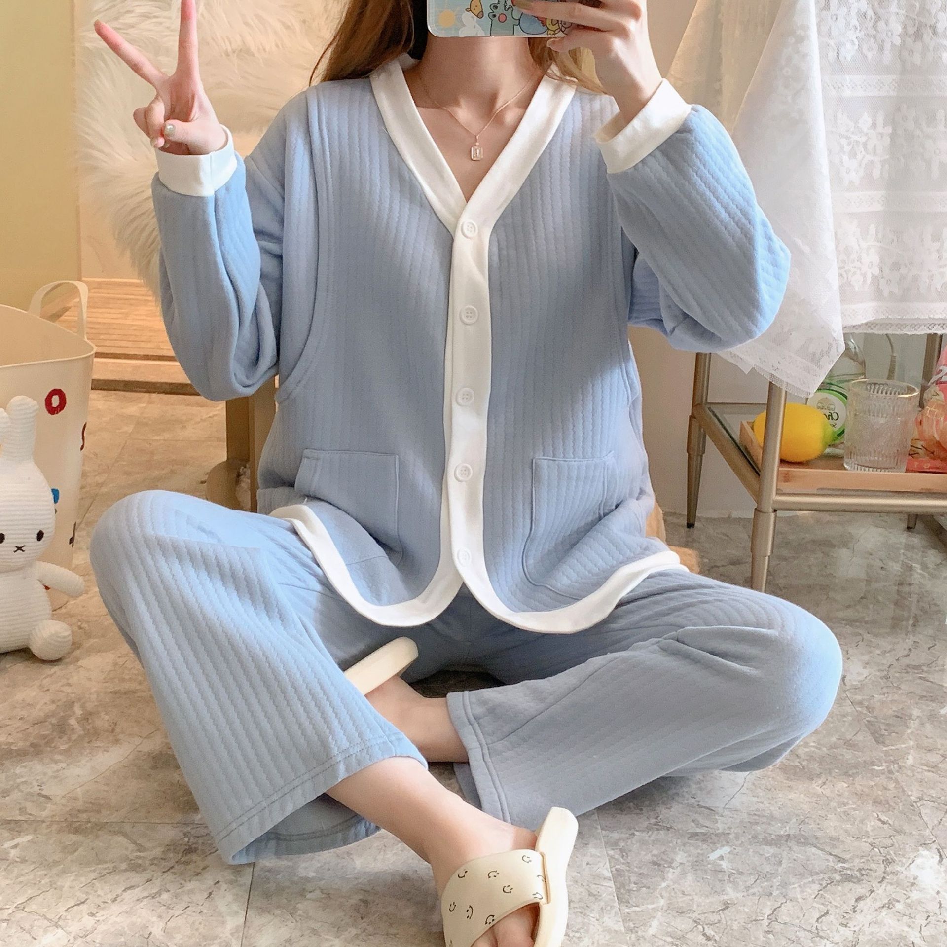 0成交66套2021秋冬新款加厚空气层草莓纯色麻花月子服