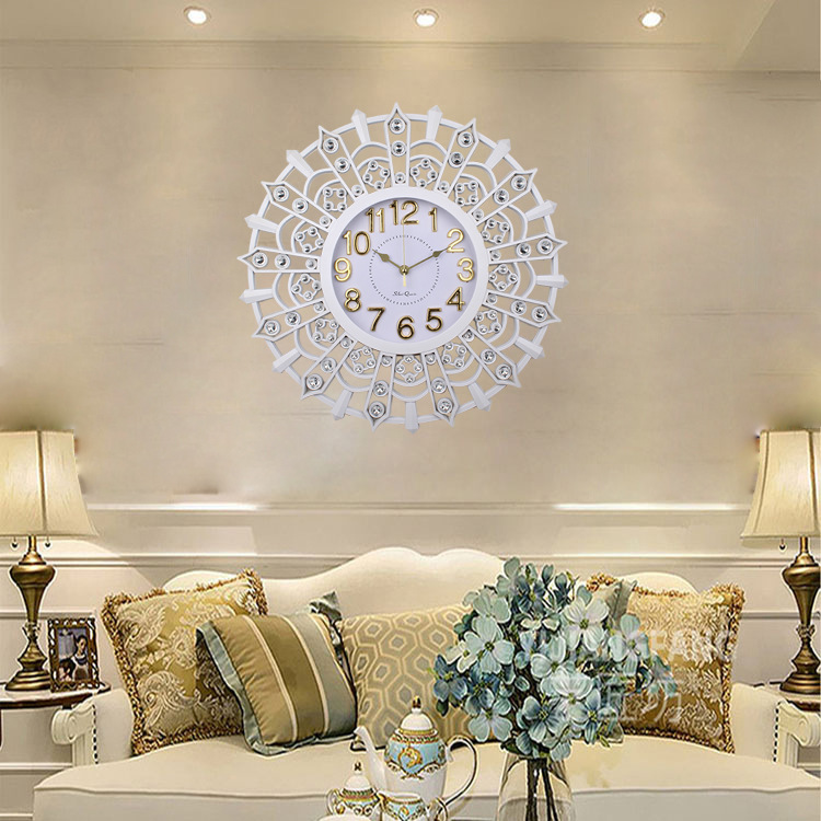 Round Wall Clock Hanging Painting Suit Living Room Large Fashion Creative Home Decorative Clock European Style Noiseless Clock Wall Hanging