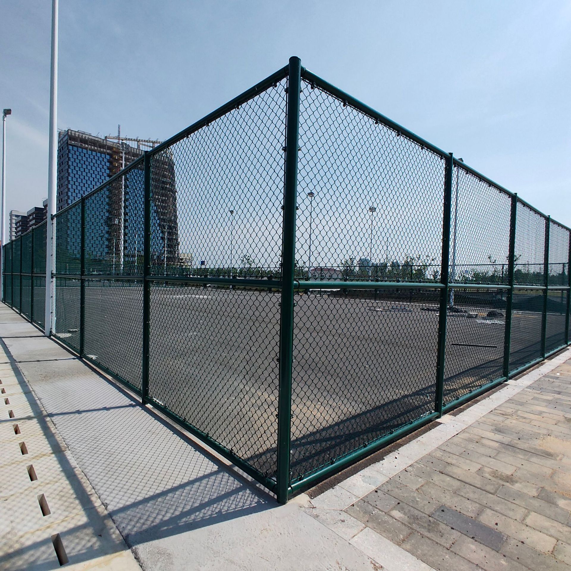 场地围网体育场勾花护栏网学校操场篮球场足球场隔离用场地围网