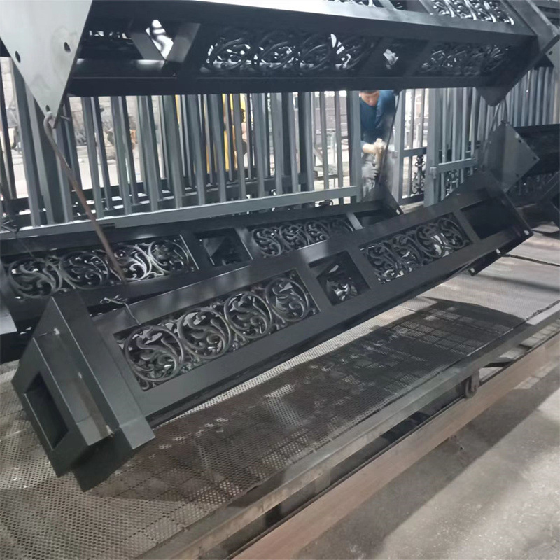 厂家现货批发铁大门立柱 定制别墅小区大门灯笼柱 铸铁罗马柱