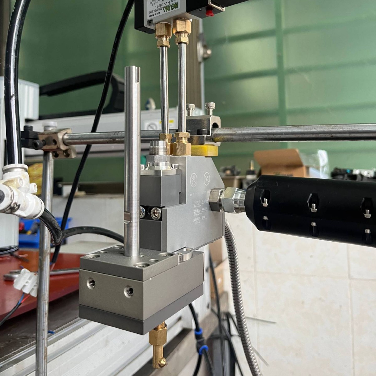 热熔胶枪 旋转喷枪 多面喷胶 断胶干净 不拉丝-阿里巴巴