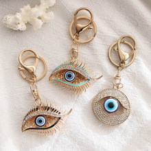 跨境创意蓝眼睛包包挂饰批发亚马逊恶魔之眼钥匙扣挂件金属小饰品