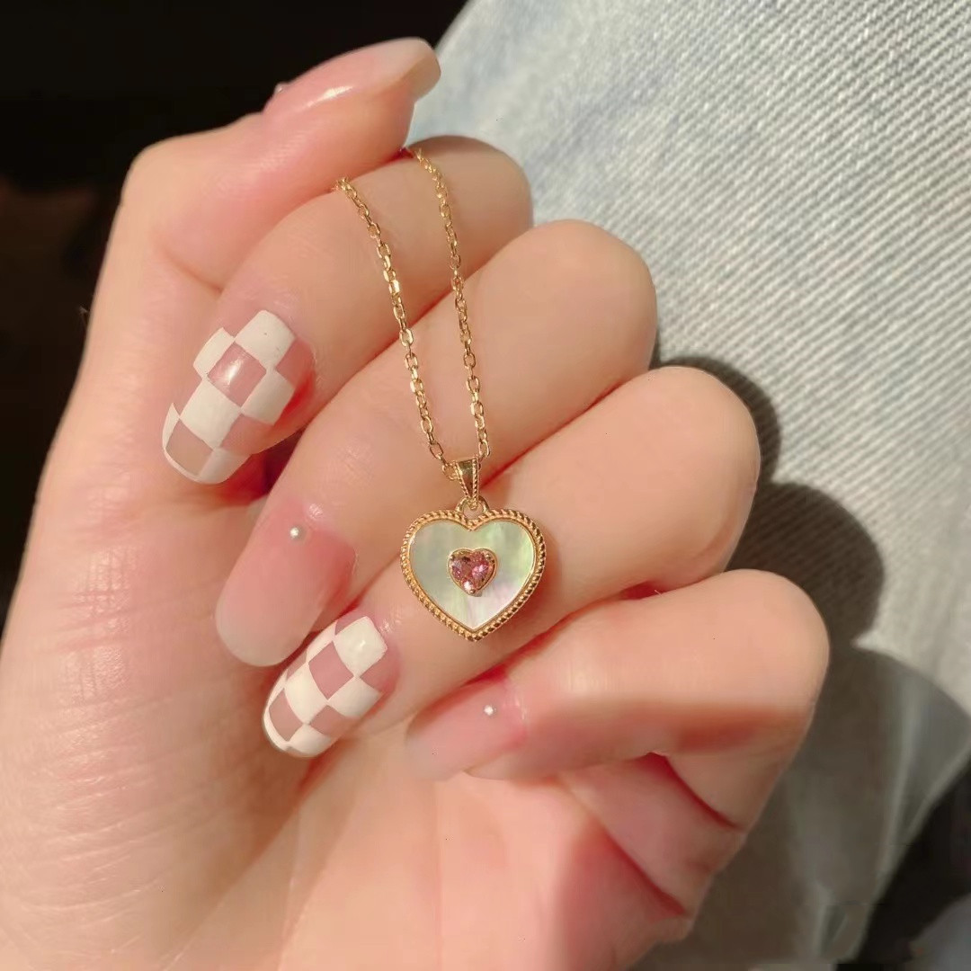 韩国风夏季时尚少女心粉色爱心钻石吊坠锁骨链仙贝母壳心形项链女