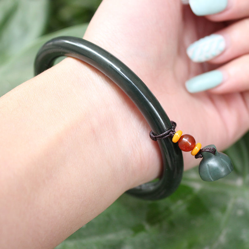 批发新疆和田玉青玉叮当镯粗细镯圆条手镯送妈妈玉石镯子带礼盒