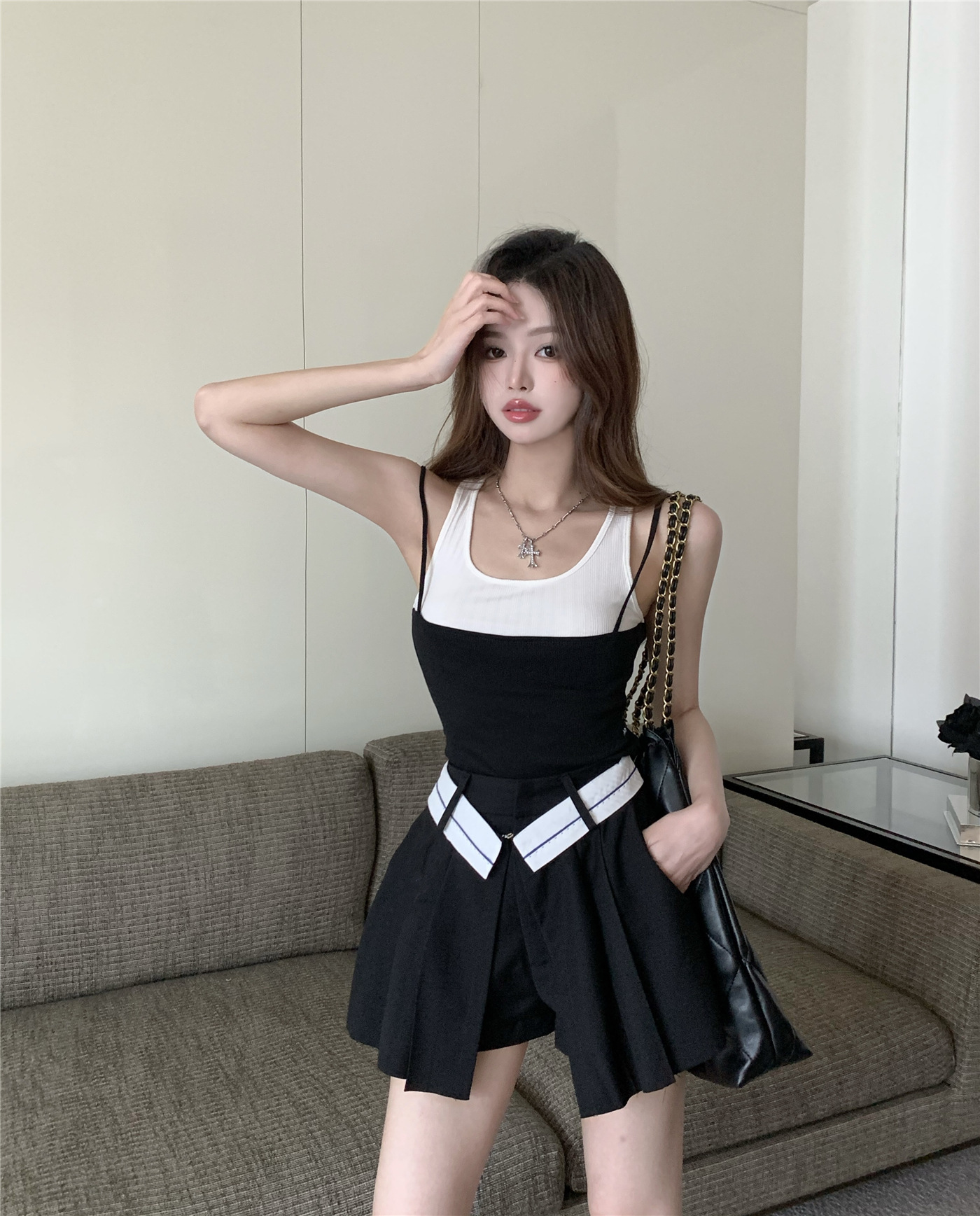 港味甜酷假两件小吊带背心女夏季外穿辣妹性感短款无袖美背上衣朝