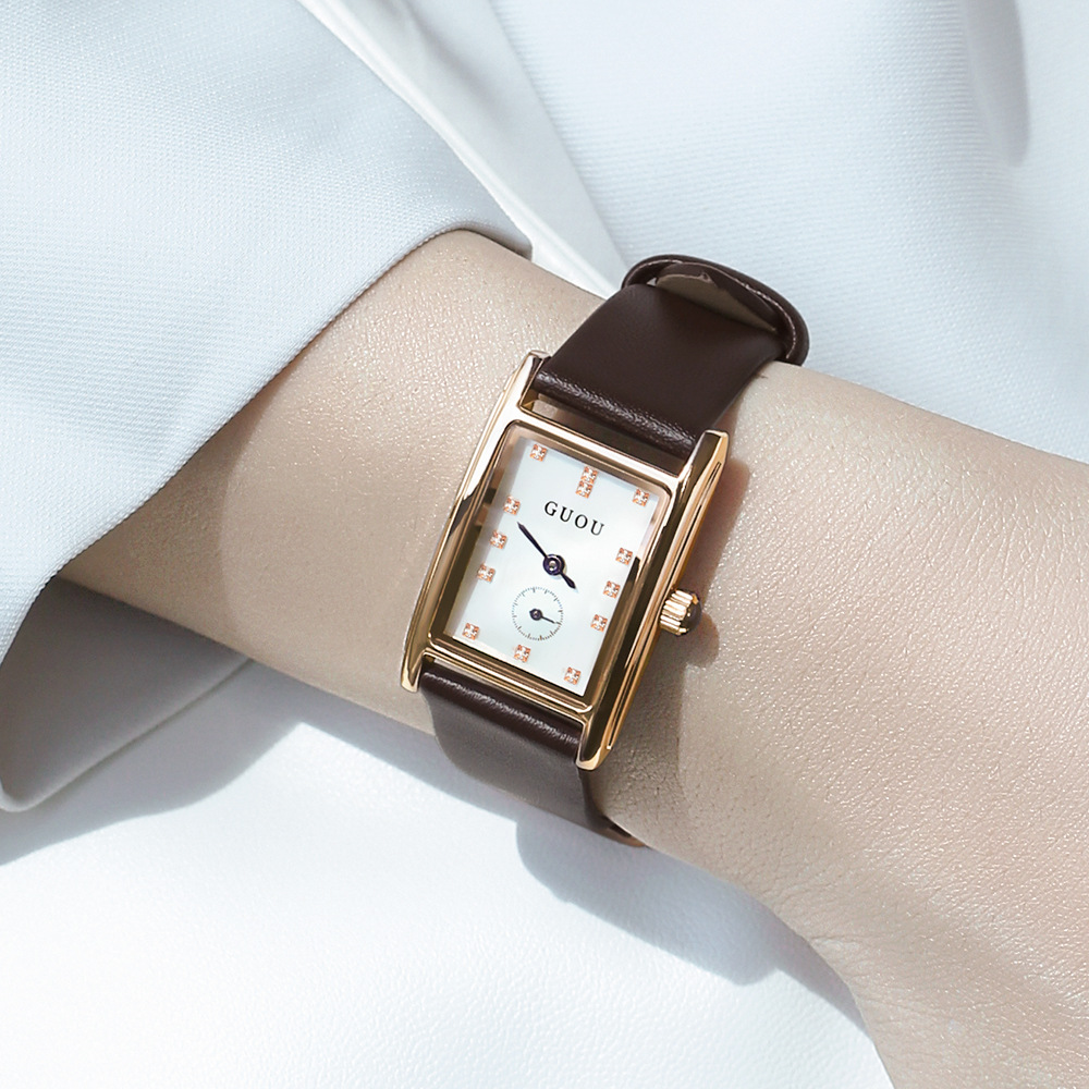 古欧女表2020新款女士手表复古小方盘气质简约皮带职场ol风小方表