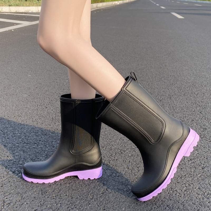 2023 New Casual Outdoor Fashion PVC Rain Boots Women's Velvet Thermal Non-Slip Waterproof Women's Mid-Calf Rain Boots