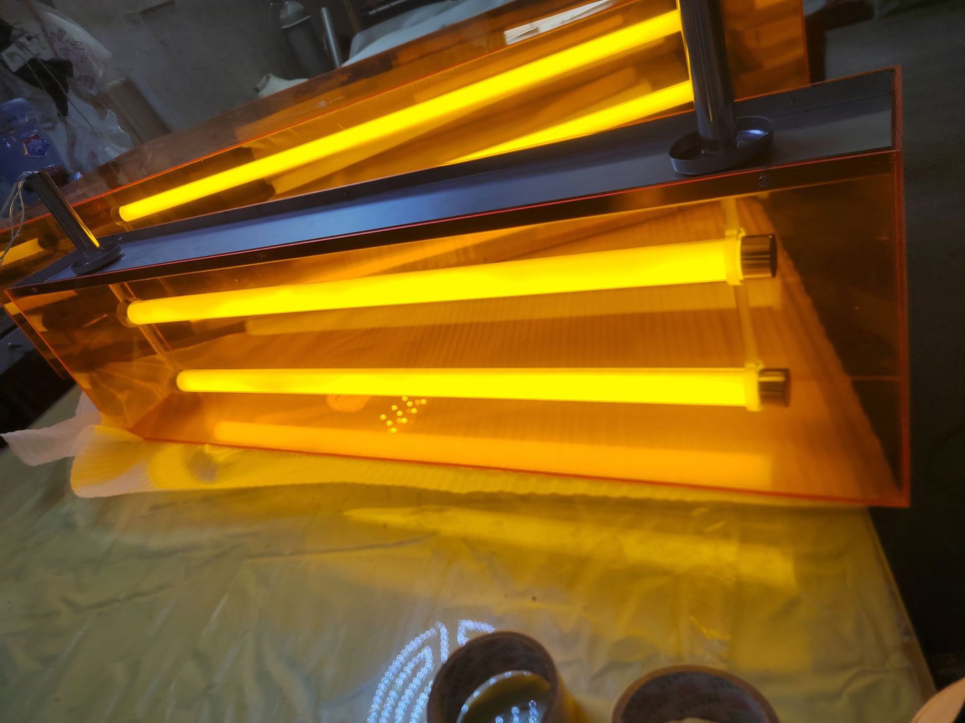 网红ins发光牌服装店门头侧招牌led亚克力灯箱